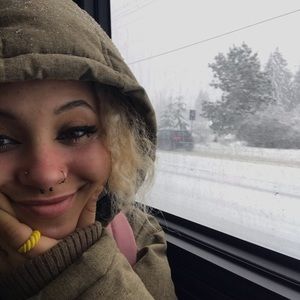 Meet your Posher, Tazzy